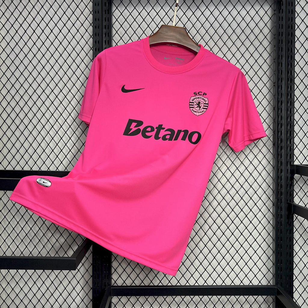 Sporting CP 202425 Pink October Jersey - Fronte