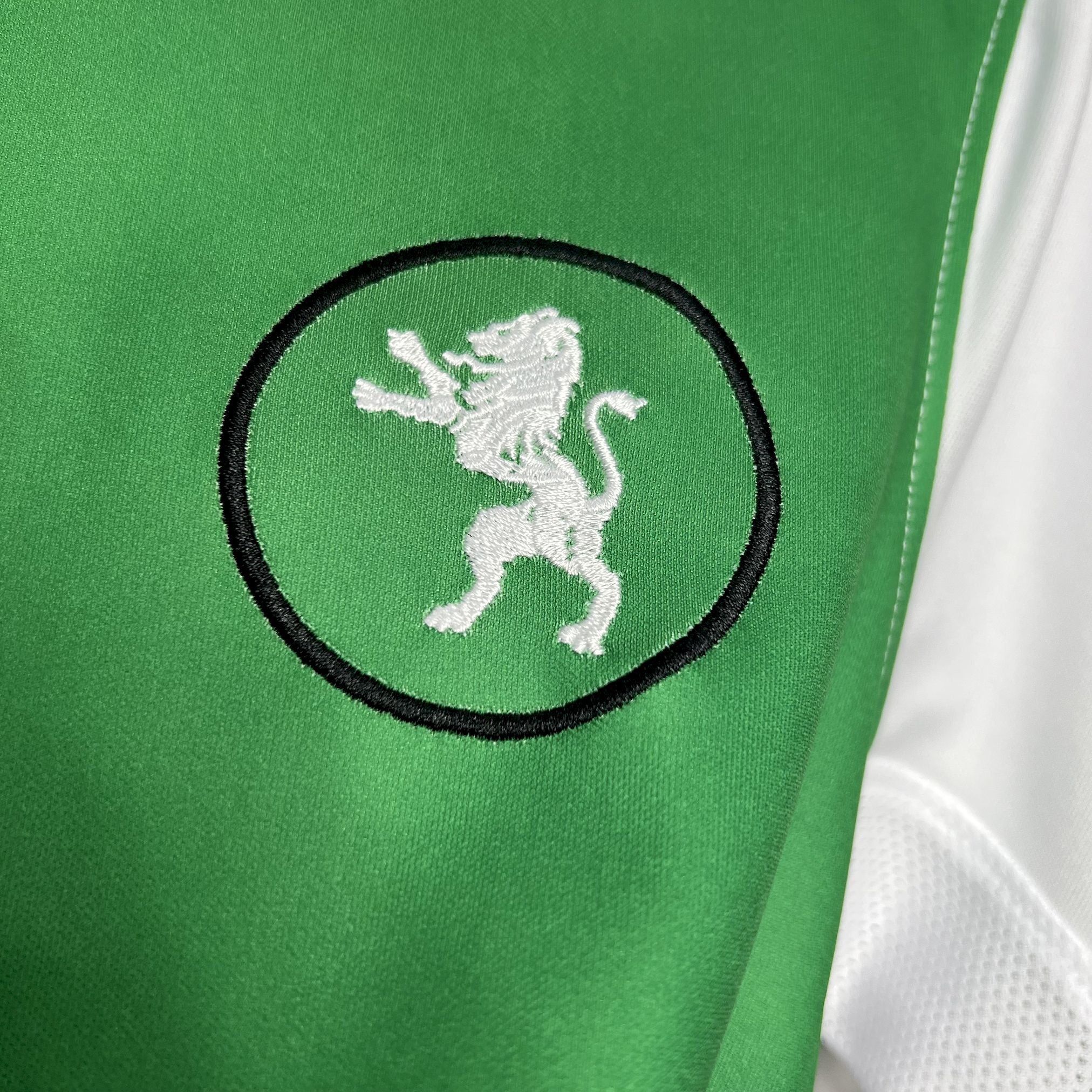 Sporting CP 202425 Stromp Jersey - Retro