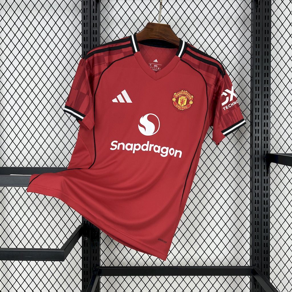 Manchester United 202526 Home Jersey