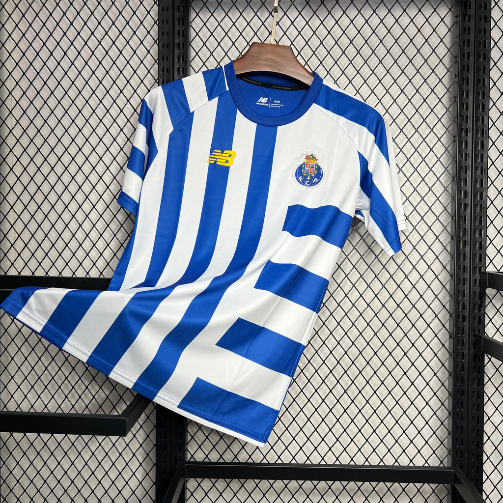 FC Porto 202425 Pre-match Training Jersey - Fronte
