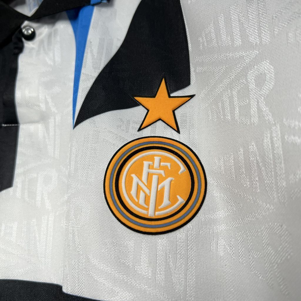 Inter Milan 199293 Away Retro Jersey
