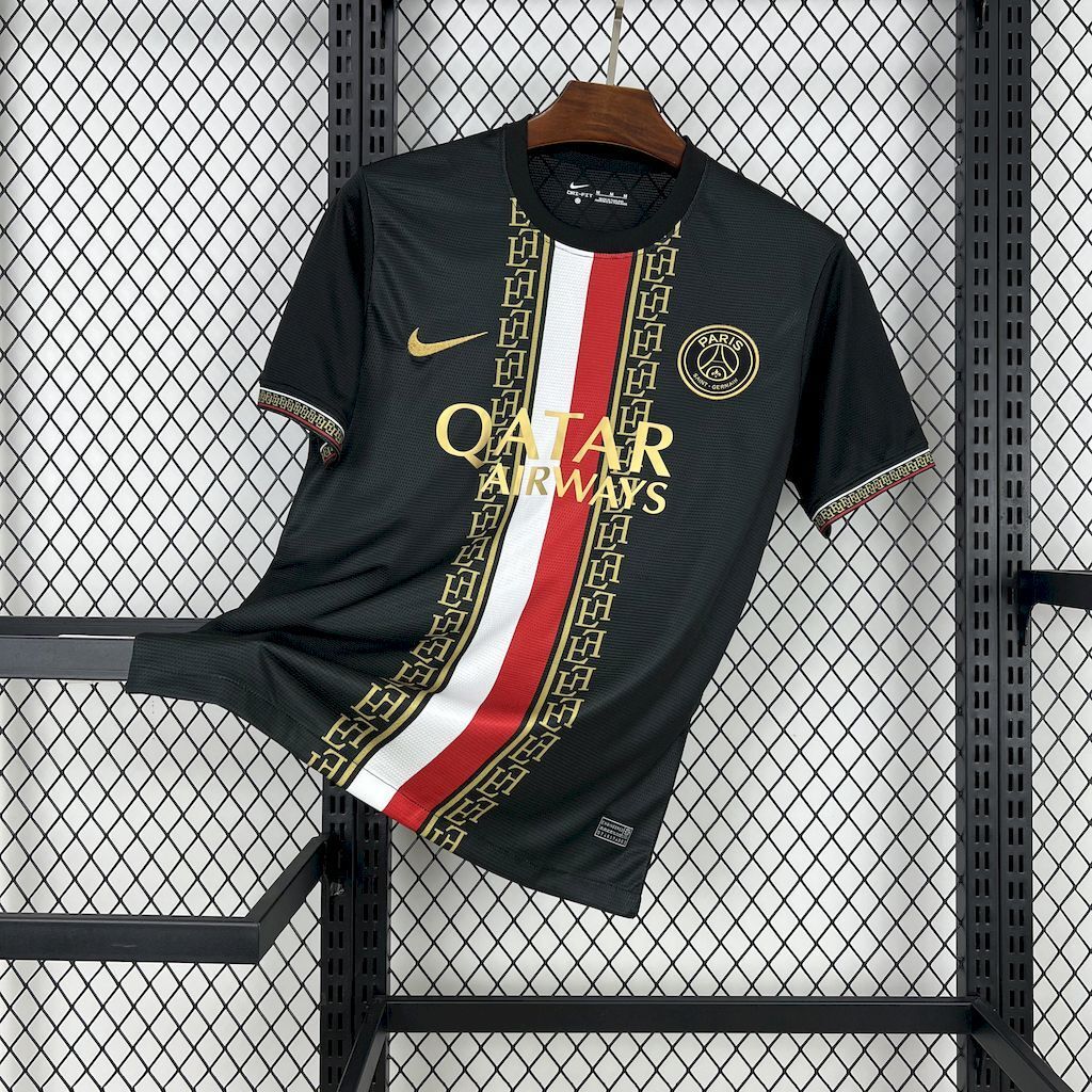 Paris Saint-Germain 202526 Black and Gold Edition Jersey - Fronte