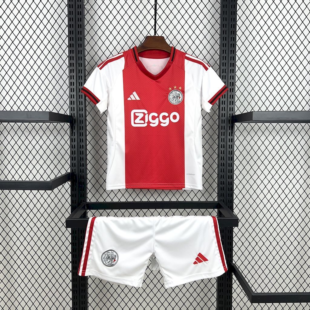 Ajax 202526 Home Kids Kit