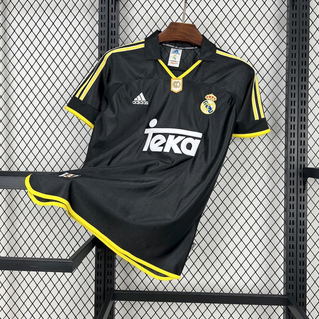 Real Madrid 199901 Away Retro Jersey