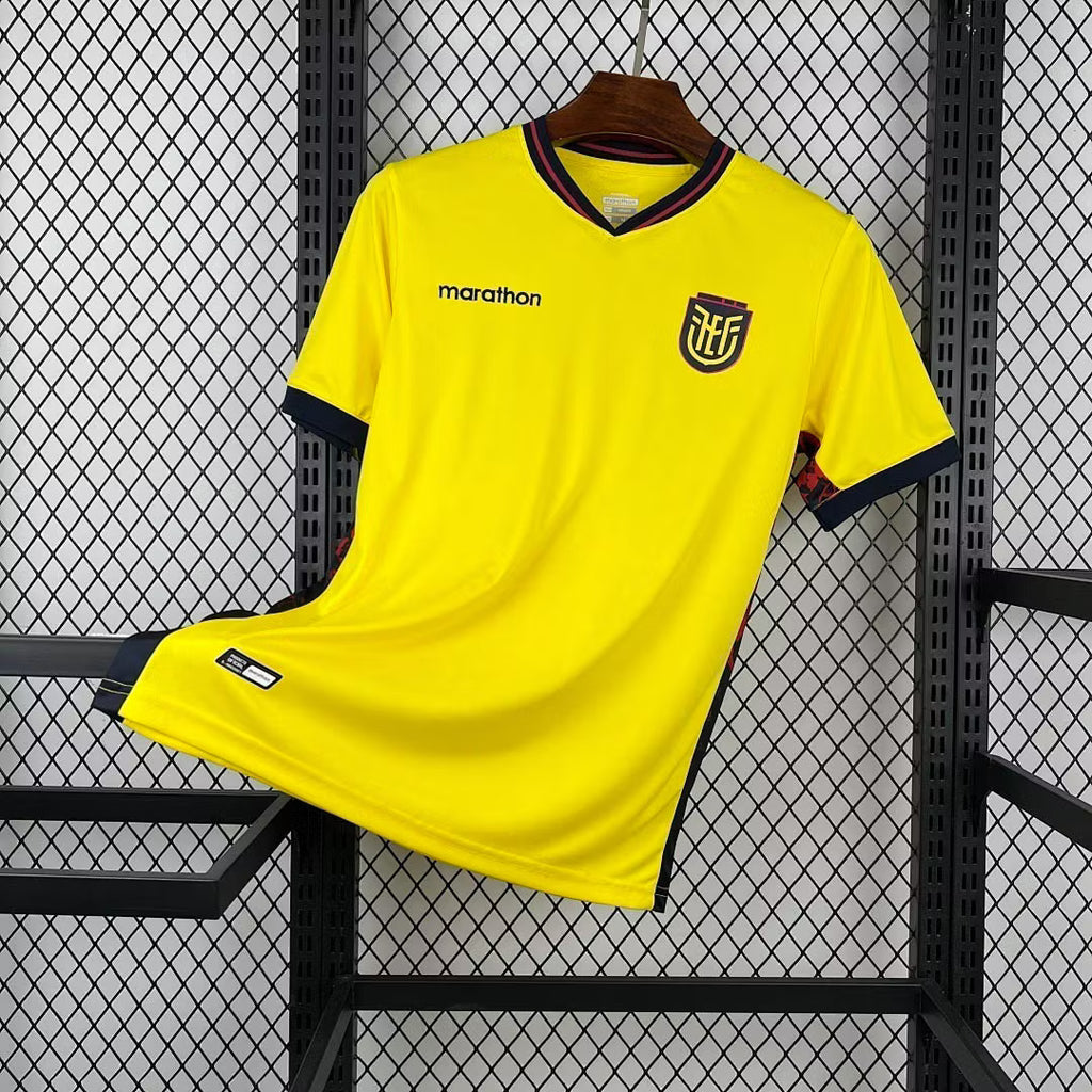 Ecuador 2026 World Cup Home Jersey - Fronte
