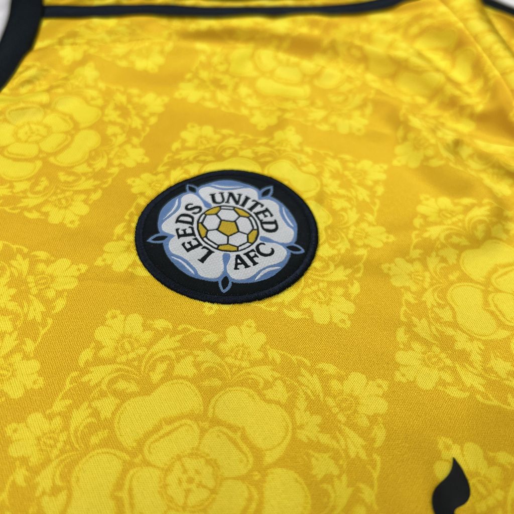 Leeds United 202627 Away Jersey