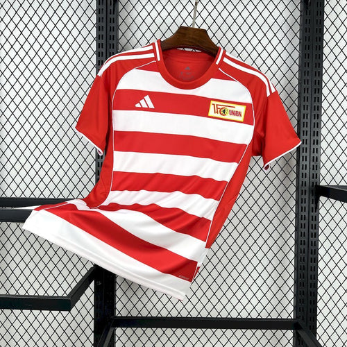 1. FC Union Berlin 202526Home Jersey - Fronte