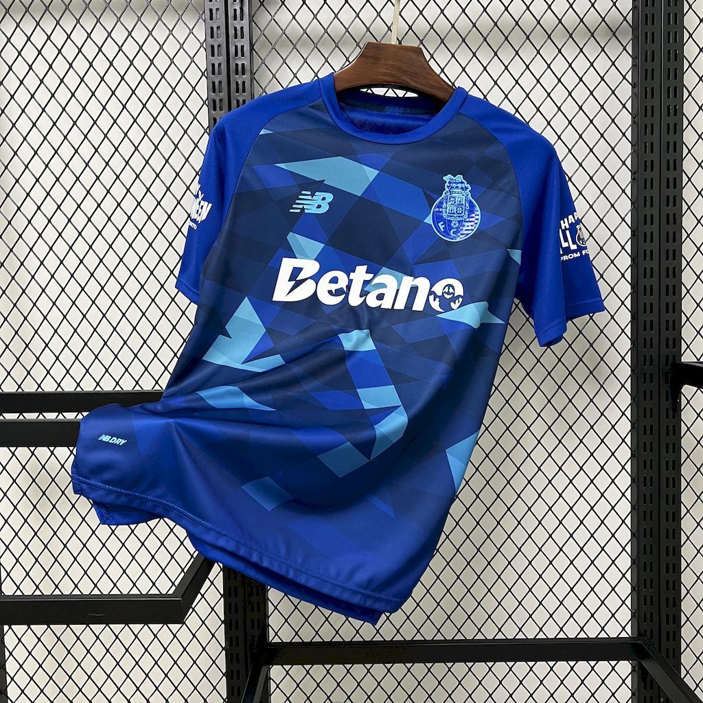 FC Porto 2425 Halloween - Fronte