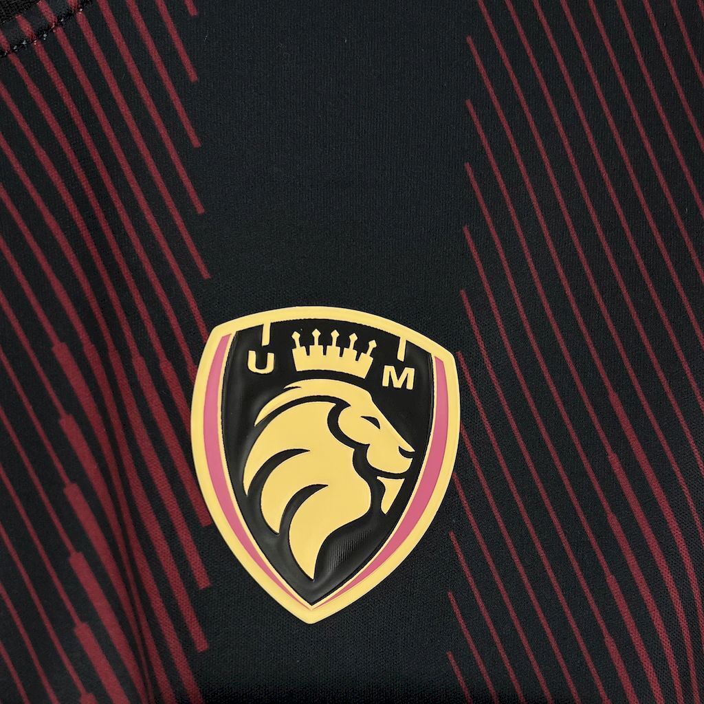 Ultimate Mostoles 202526 Home Jersey - Retro
