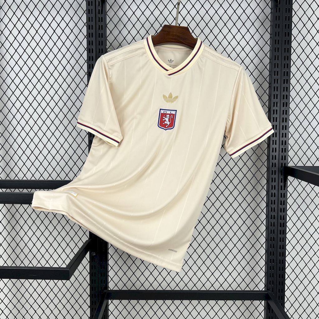 Olympique Lyonnais 202526 Anniversary Edition Jersey - Fronte