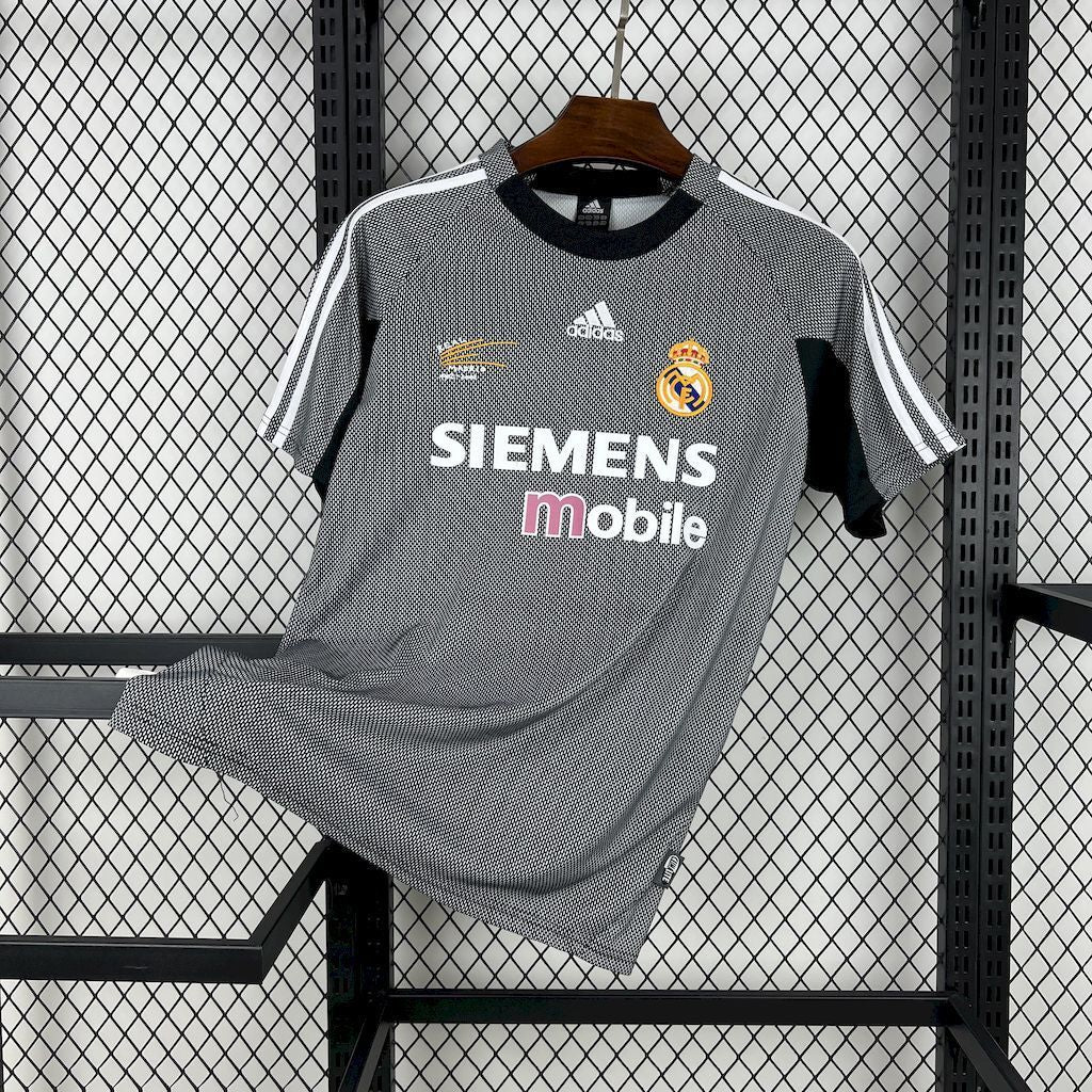Real Madrid 200203 Goalkeeper Retro Jersey