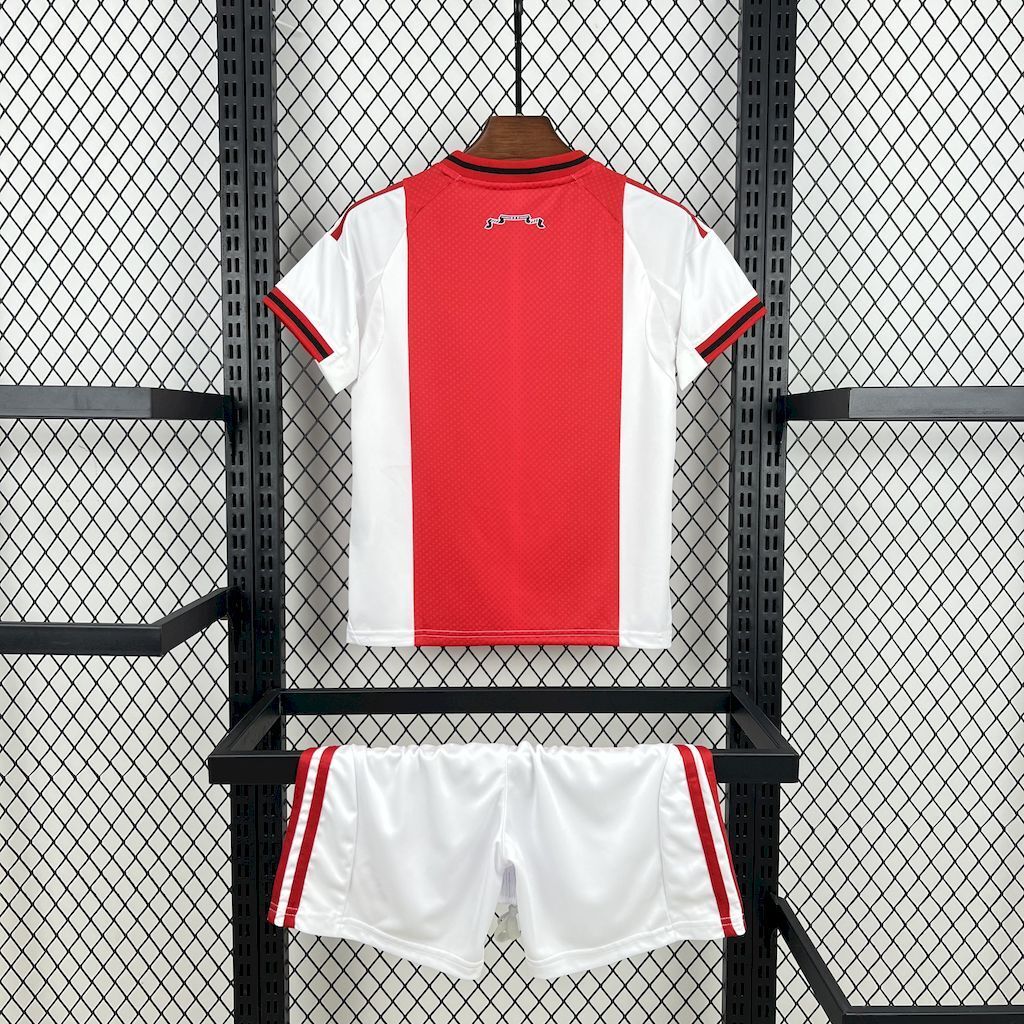 Ajax 202526 Home Kids Kit