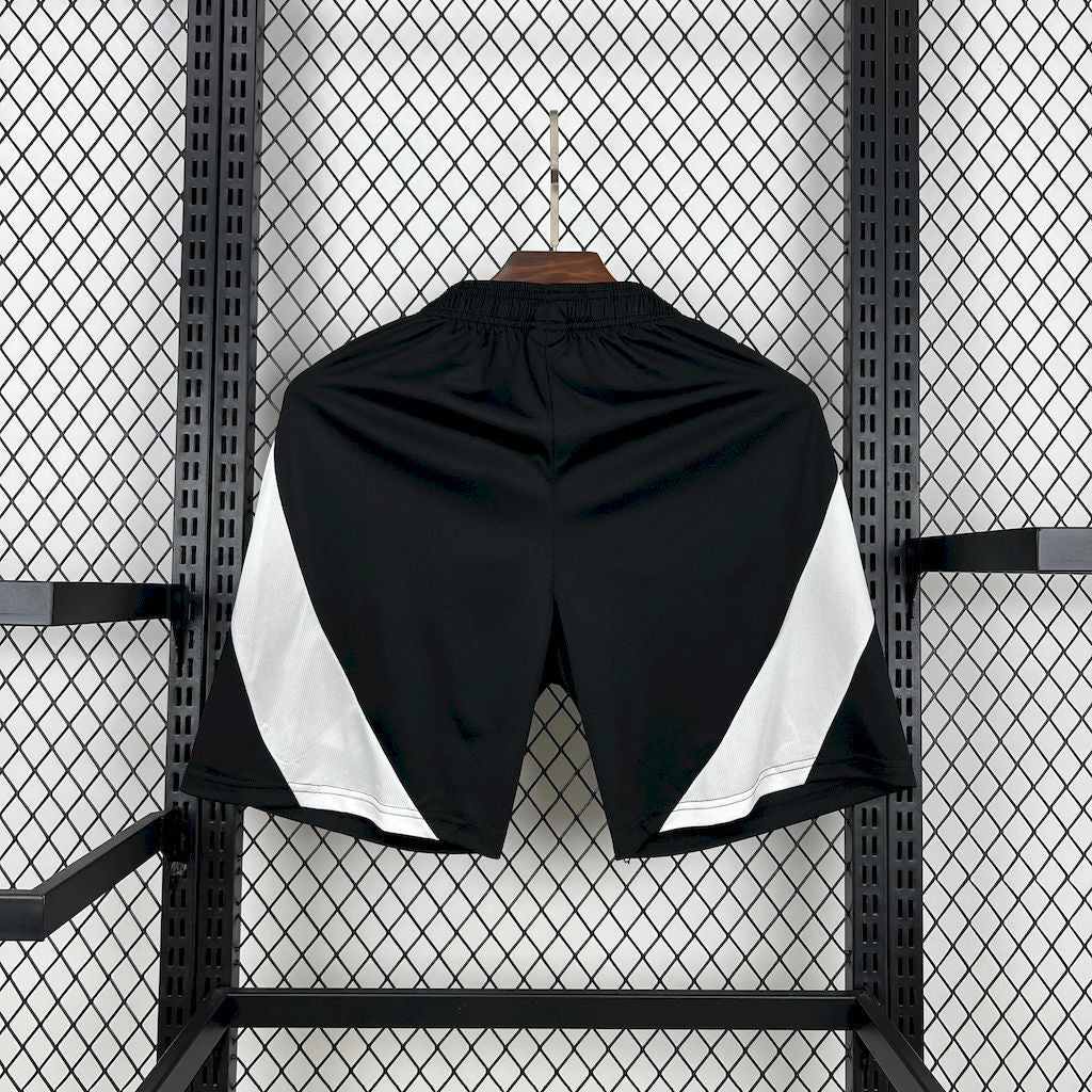 Colo Colo 202526 Home Shorts