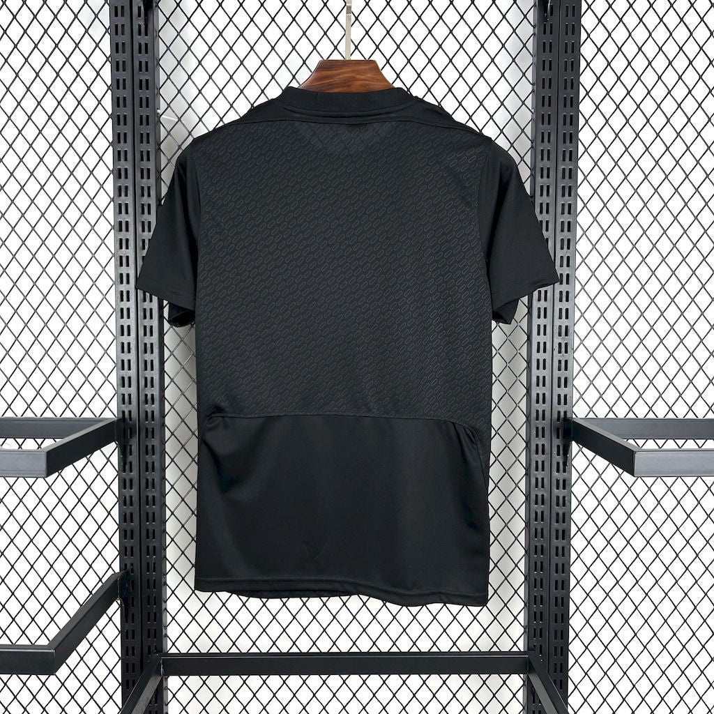 Liverpool 202526 Black Special Edition Jersey