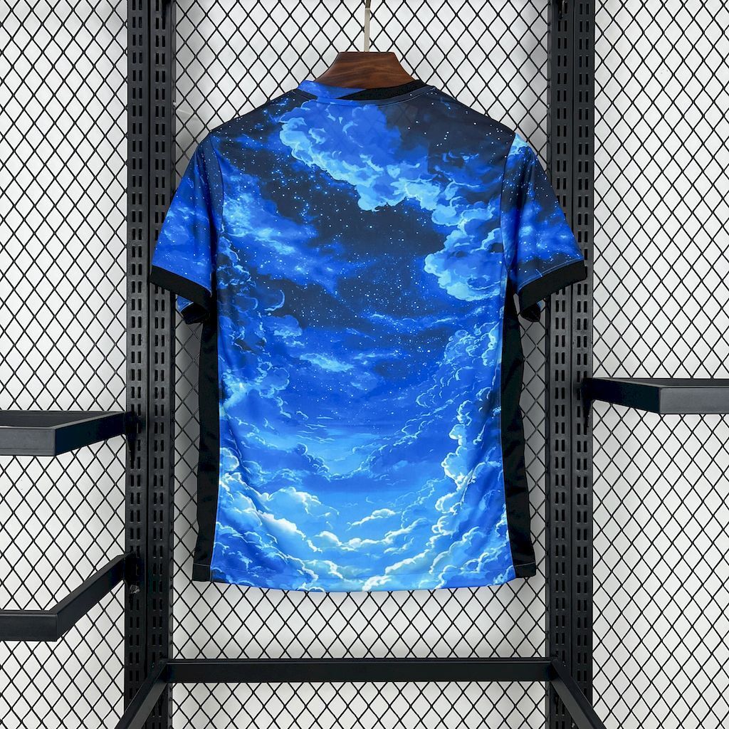 Paris Saint-Germain 202526 Blue Sky and White Clouds Jersey - Dettaglio 1
