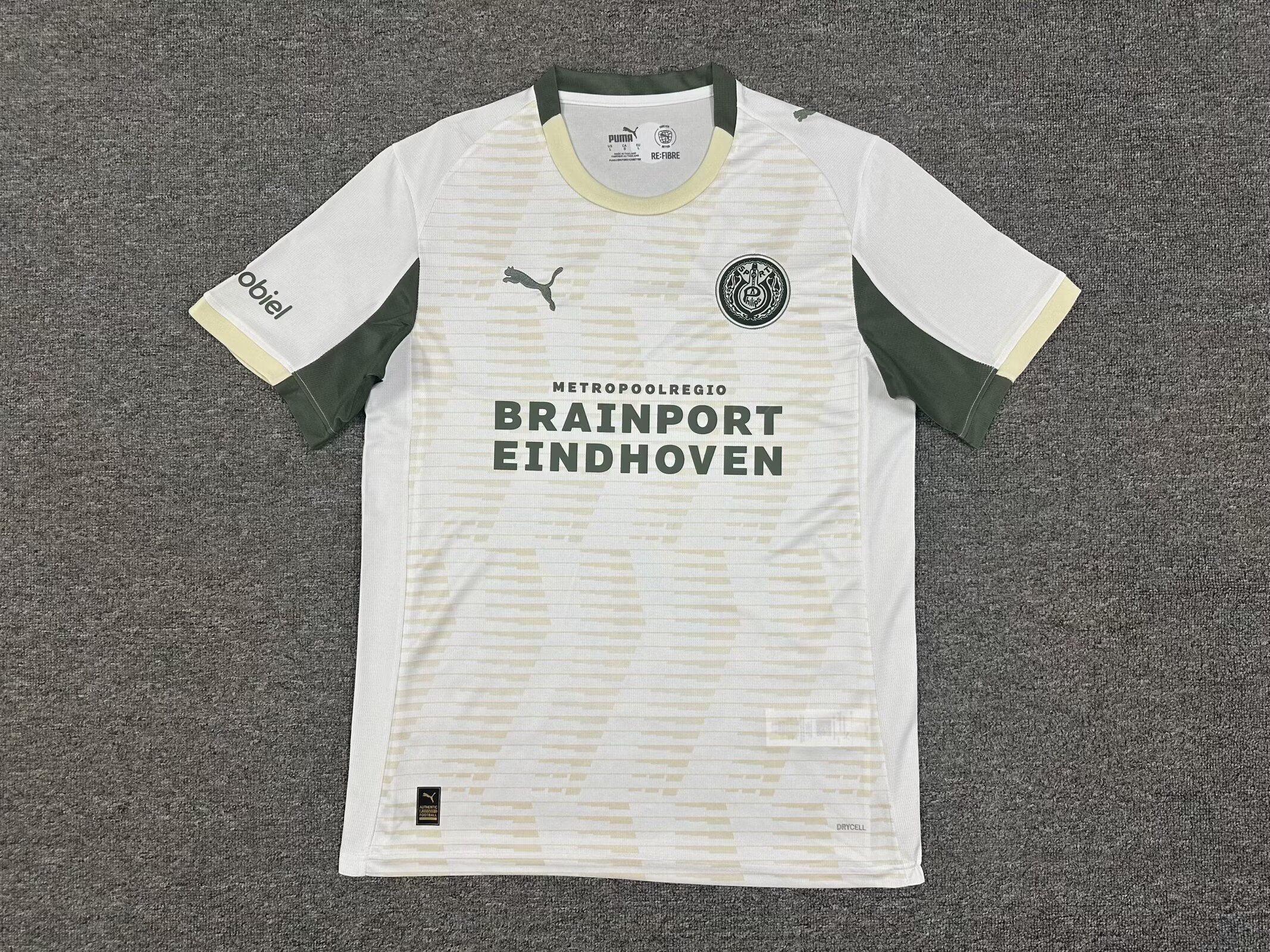 2526 PSV Eindhoven Third Away