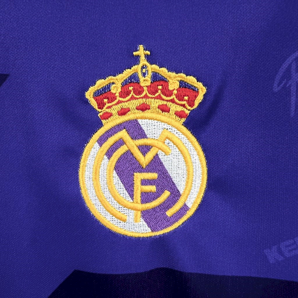 Real Madrid 199495 Away Retro Jersey