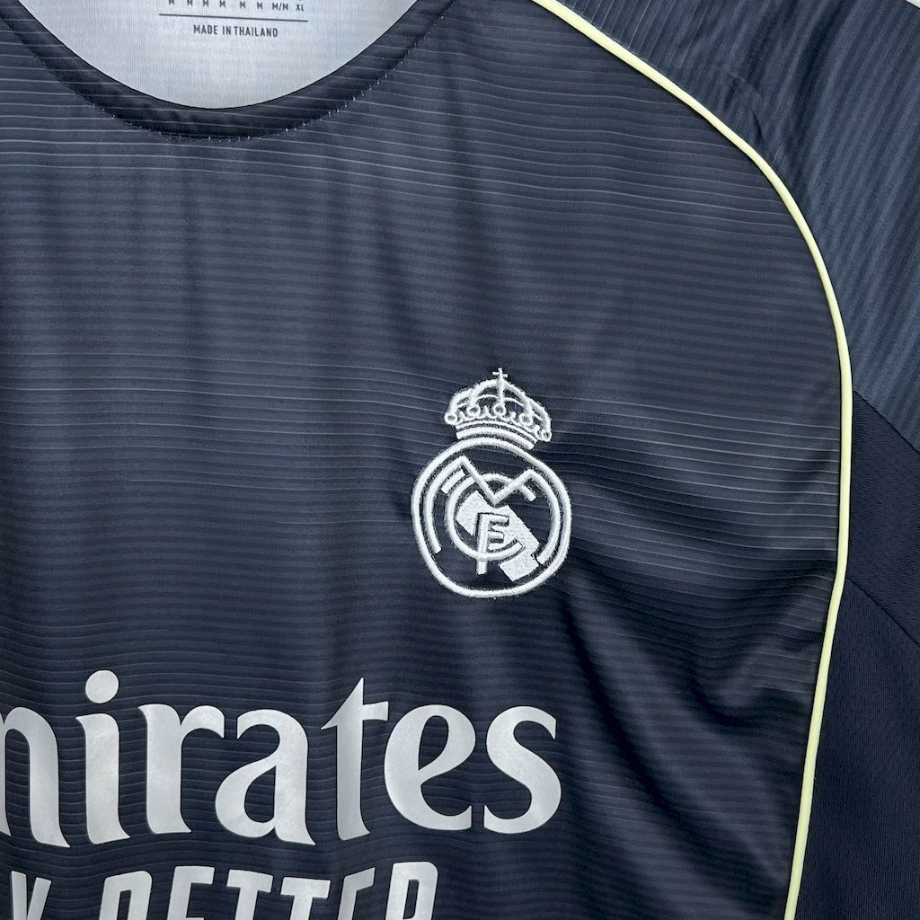 Real Madrid 202526 Away Long Sleeves Jersey