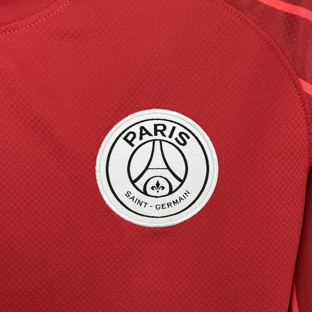 Paris Saint-Germain 202526 Red Goalkeeper Long Sleeves Jersey