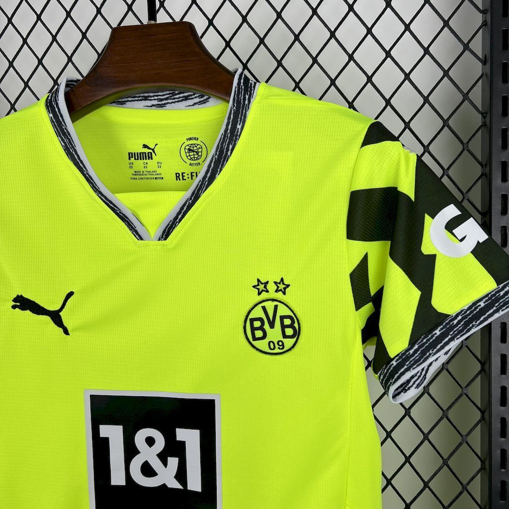 Borussia Dortmund 202526 Special Kids Kit