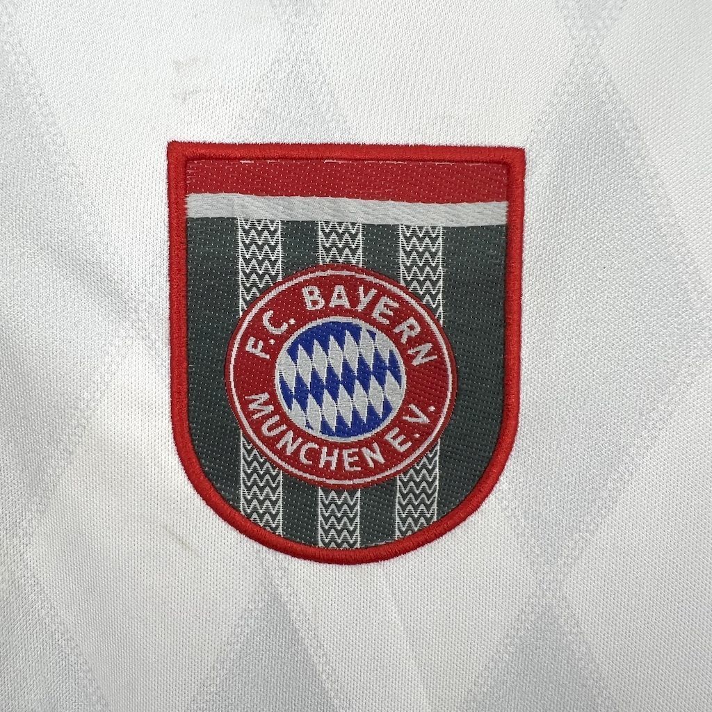 Bayern Munich 199596 Away Retro Jersey