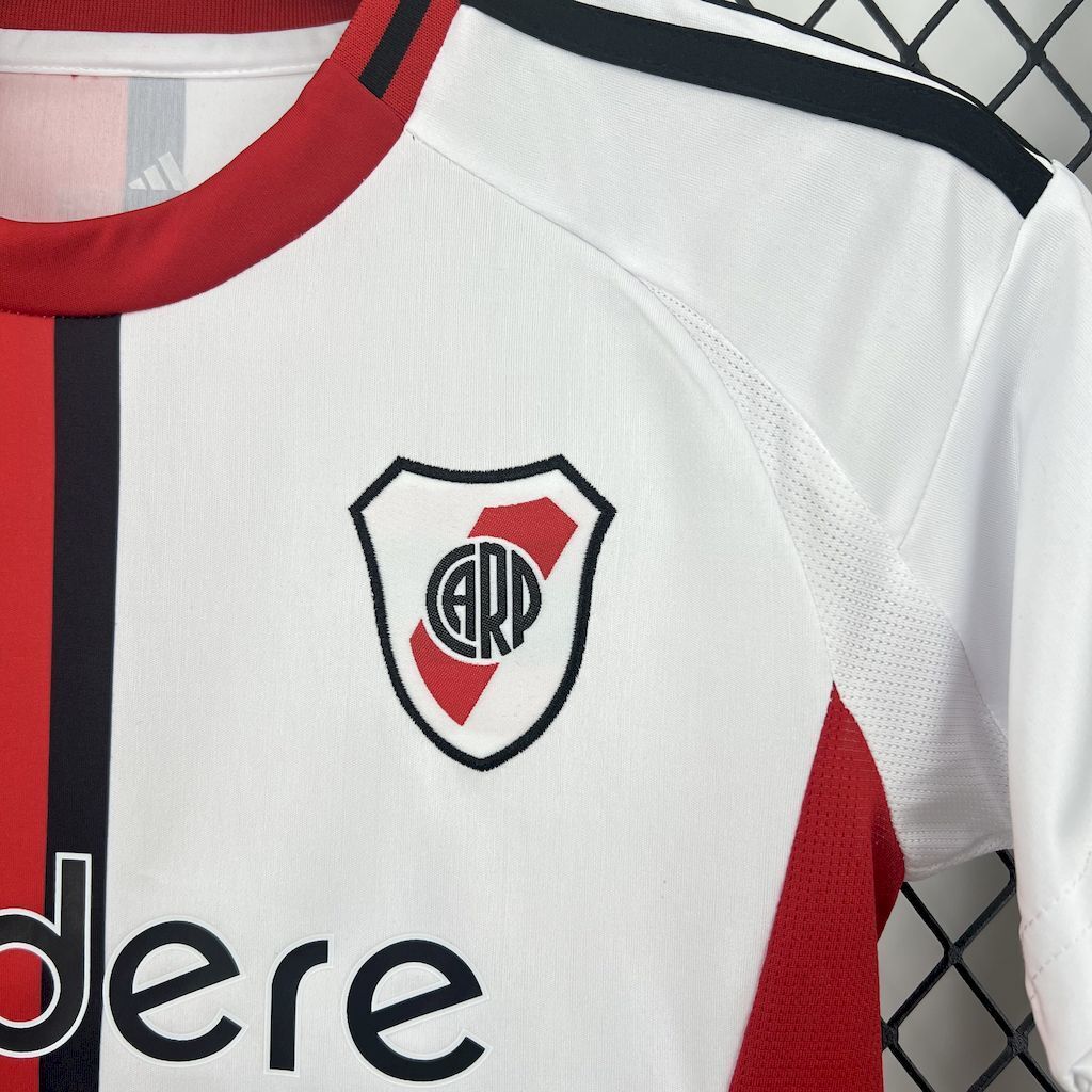 River Plate 202526 Third Kids Kit