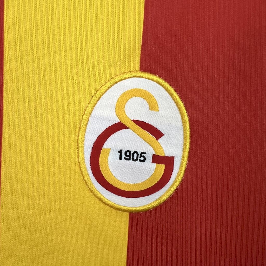 Galatasaray 199900 Home Retro Jersey